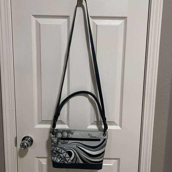 Anuschka Hand-Painted Leather Shoulder Bag in Patchwork Pewter.  NWOT - Picture 8 of 14